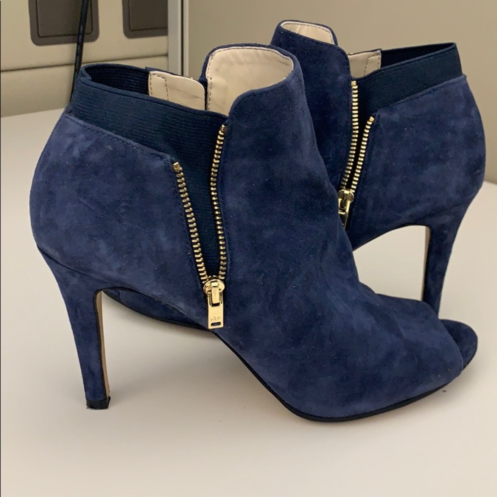 Blue suede shoes